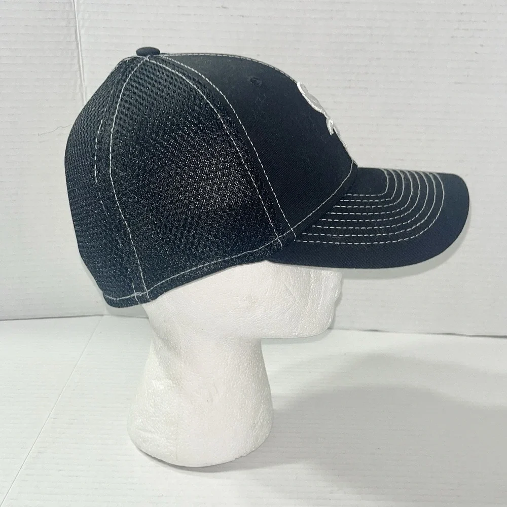 Chicago White Sox New Era 39Thirty Hat Men's Medium Large Black MLB Embroidered‎